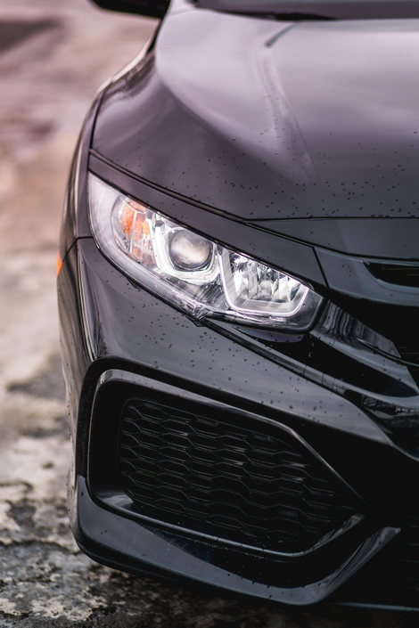 Illustration for article titled A 2017 Honda Civic Hatchback LX With A Manual Is The Small Car To Buy